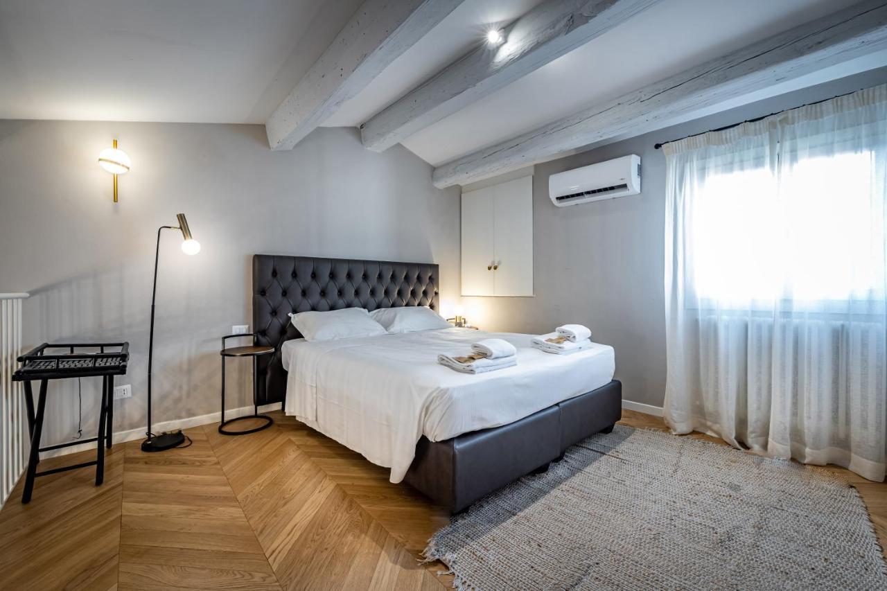 Hs4U Ricasoli Luxury Apartment Near Duomo N. 3 フィレンツェ エクステリア 写真
