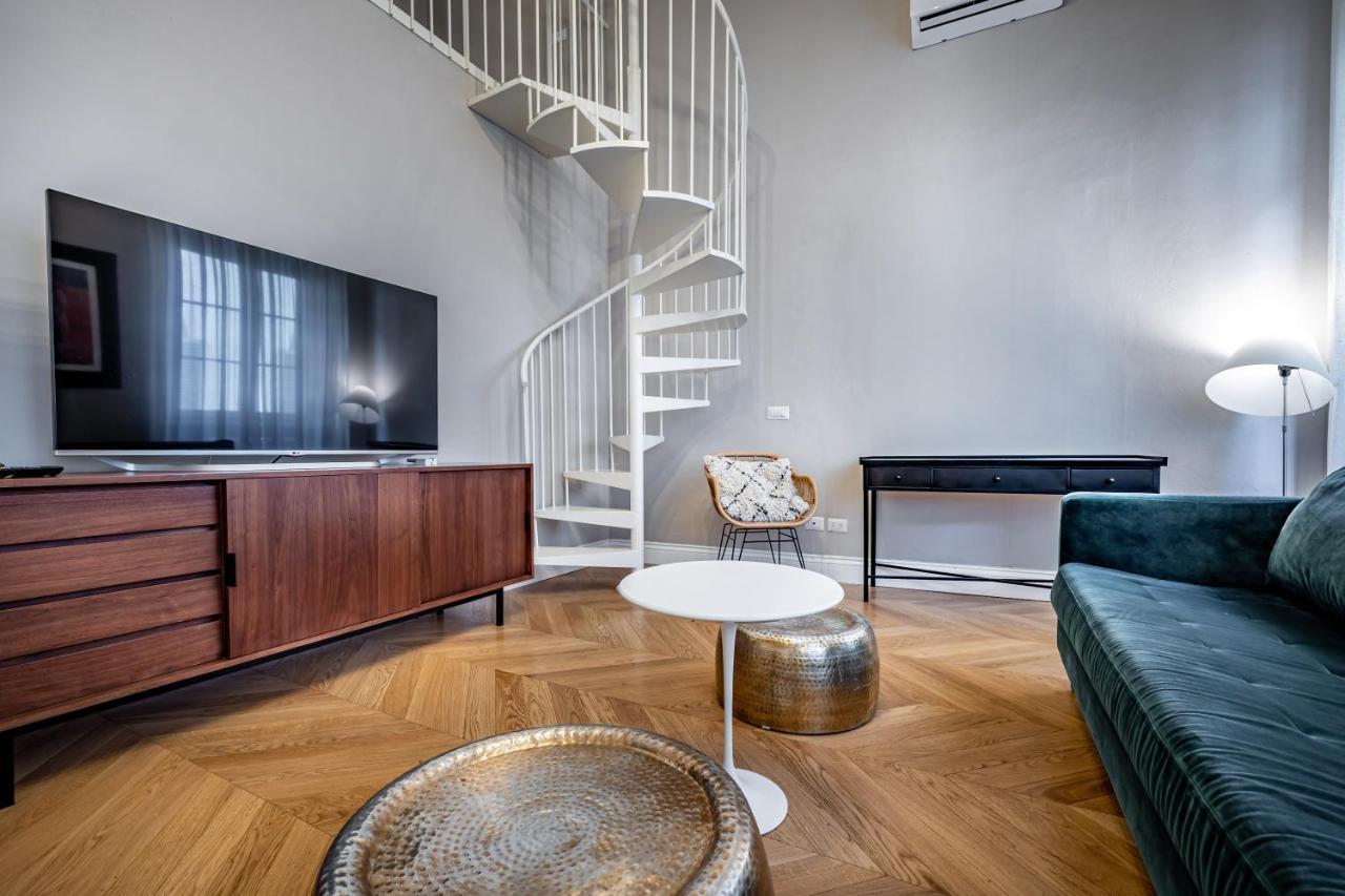 Hs4U Ricasoli Luxury Apartment Near Duomo N. 3 フィレンツェ エクステリア 写真